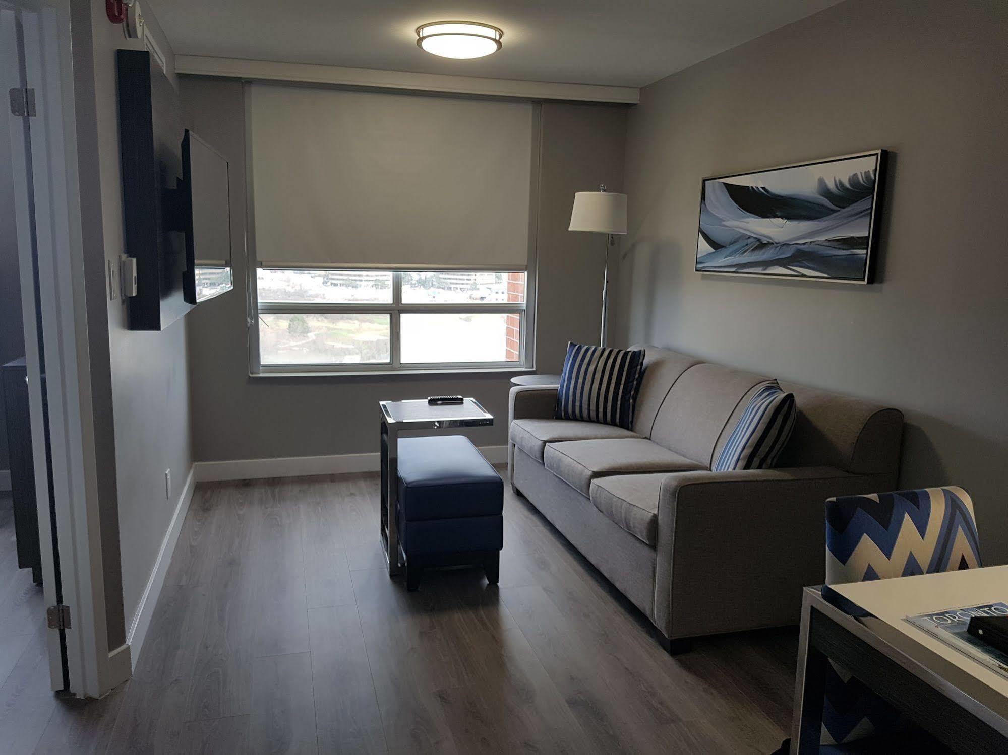 Hotel Carlingview Toronto Airport Mississauga Esterno foto